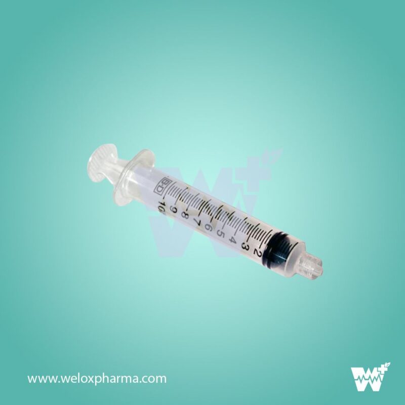 BD Luer-Lok 5mL Syringe with Needle - Image 2